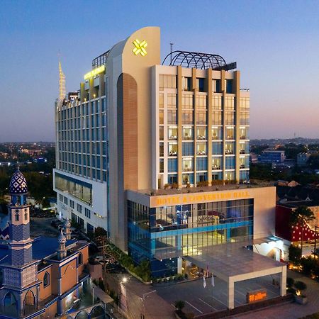 Platinum Hotel & Convention Hall Balikpapan Баликпапан Экстерьер фото