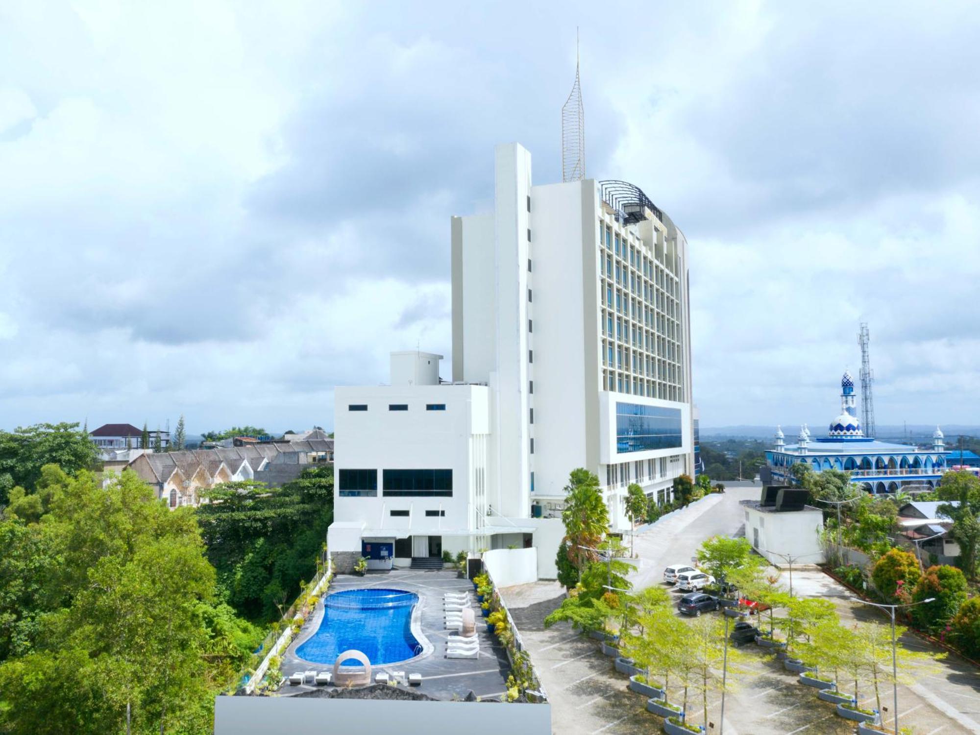 Platinum Hotel & Convention Hall Balikpapan Баликпапан Экстерьер фото